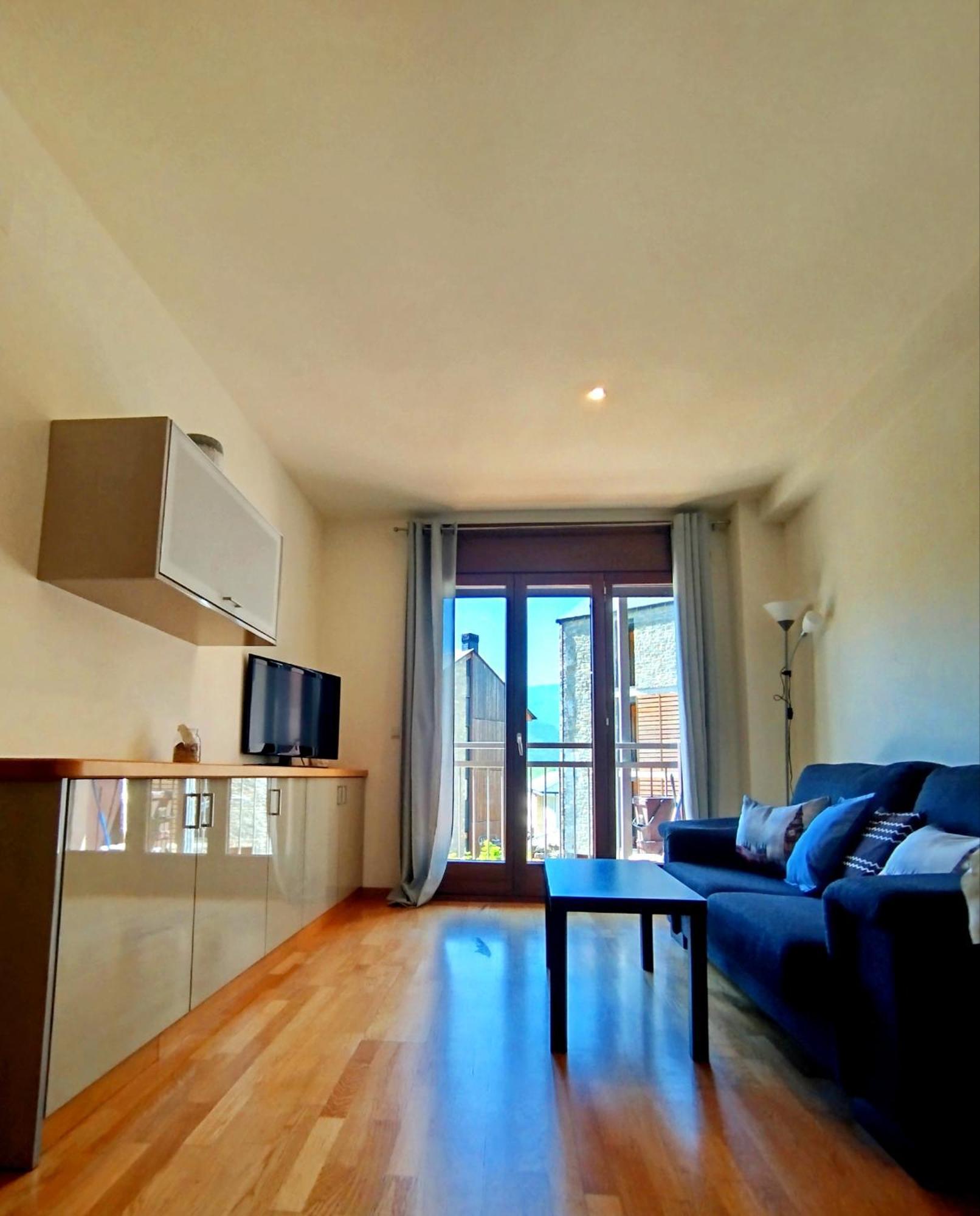 Apartaments Sort Pirineus Esterno foto