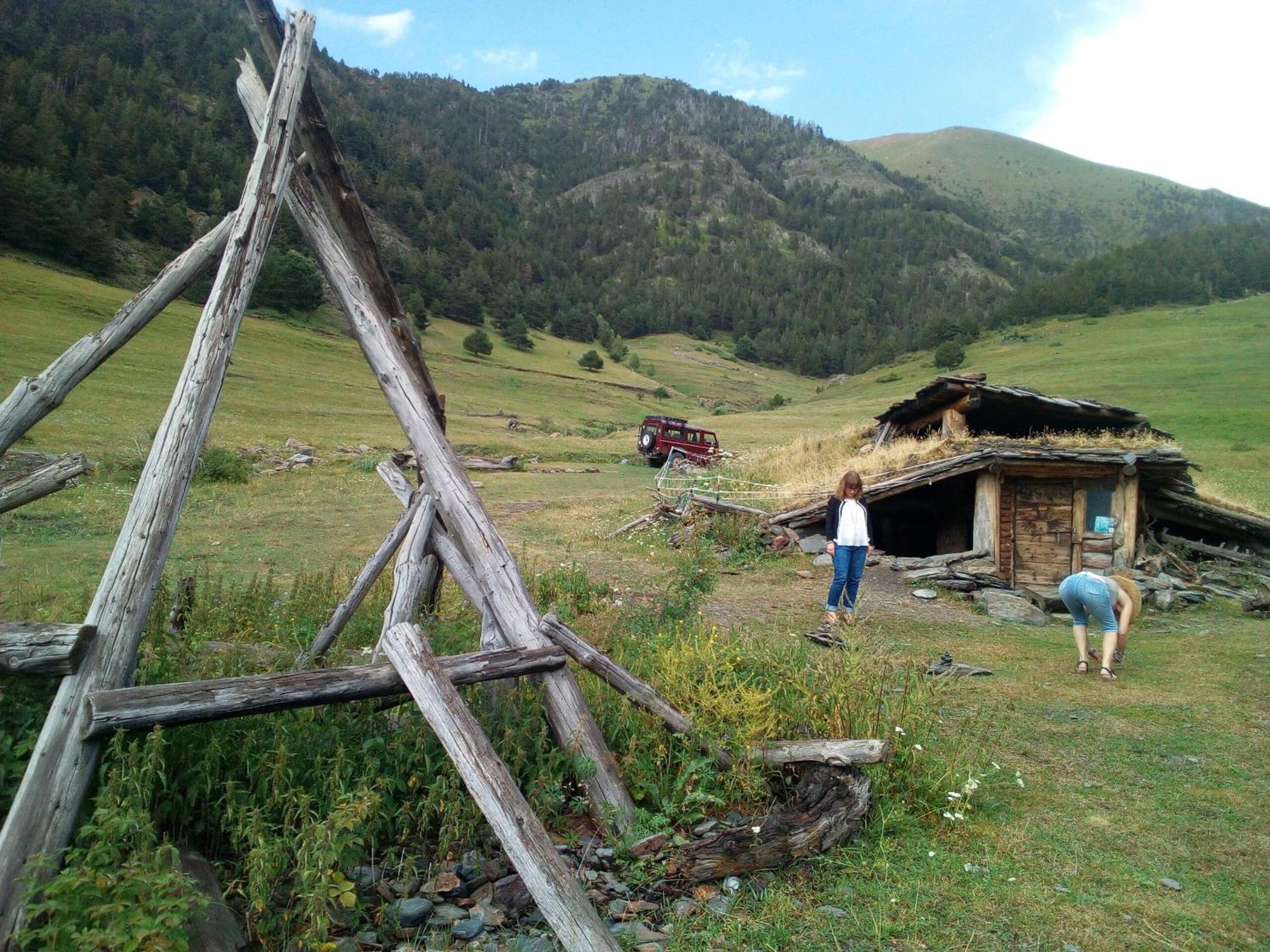 Apartaments Sort Pirineus Esterno foto